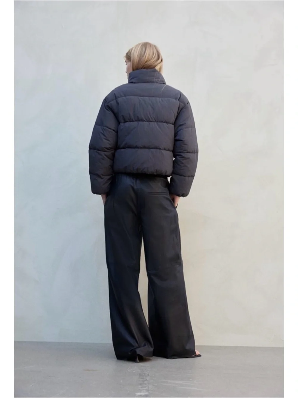 H&M Short Puffer Coat in Dark Gray Size XS - Picture 4 of 9